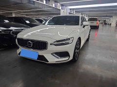 Volvo S60 B4 Smart Luxury Edition - ფოტო 1