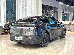 Tesla Model Y Long Range All-Wheel Drive Launch Edition - ფოტო 16