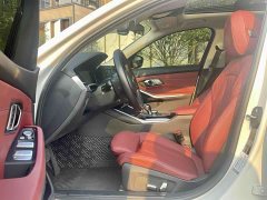 BMW 3 Series 320i M Sport Package - ფოტო 11