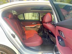 BMW 3 Series 320i M Sport Package - ფოტო 14