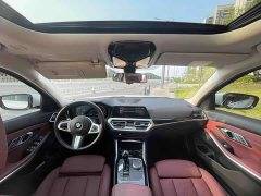 BMW 3 Series 320i M Sport Package - ფოტო 16