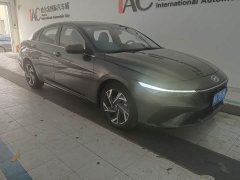 Hyundai Elantra 2023 1.5L CVT Luxury - ფოტო 2