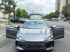 SAIC MG7 2.0T Automatic Trophy Apex Edition - ფოტო 2