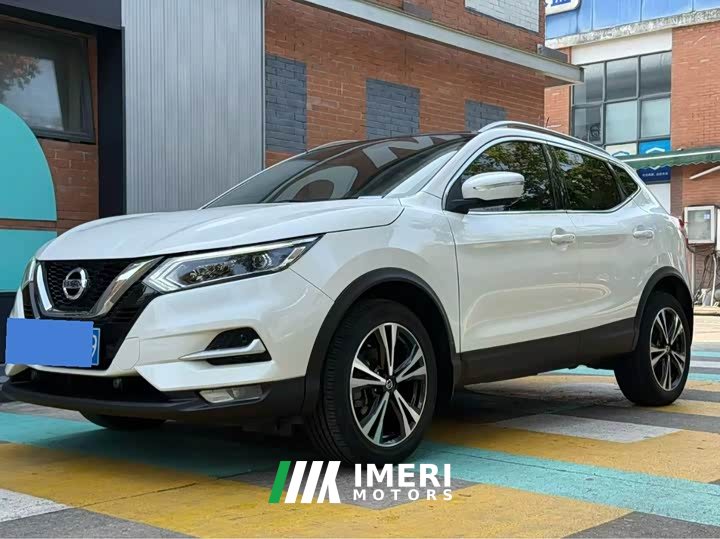 Nissan Qashqai 2.0L CVT Luxury