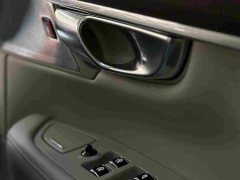 Volvo S90 B5 Inscription Luxury - ფოტო 9