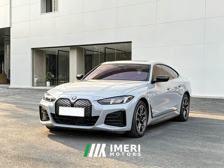 BMW i4 eDrive40
