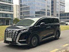 Denza D9 2022 DM-i 970 AWD Flagship - ფოტო 1