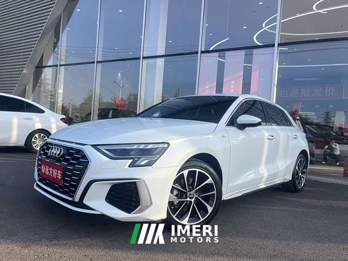 Audi A3 Sportback 35 TFSI Version - ავტომობილი ჩინეთიდან
