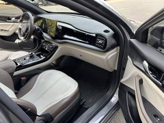 BYD Qin PLUS Glory Edition DM-i 55KM Leading - ფოტო 12