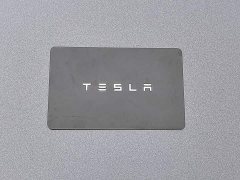 Tesla Model Y Long Range All-Wheel Drive Launch Edition - ფოტო 19