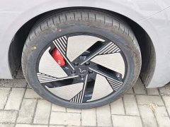 FAW Red Flag EH7 640 AWD Smart Select Edition - ფოტო 6