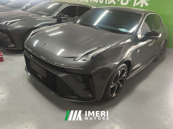 Lynk & Co 03 1.5T DCT Pro