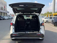 Toyota Grevias 2.5L Hybrid Flagship VIP Edition - ფოტო 12