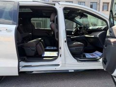 Toyota Grevias 2.5L Hybrid Flagship VIP Edition - ფოტო 7