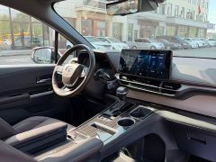 Toyota Grevias 2.5L Hybrid Flagship VIP Edition - ფოტო 8