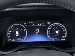 Toyota Sienna 2021 2.5L Hybrid Platinum Edition - ფოტო 14
