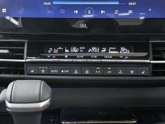 Toyota Sienna 2021 2.5L Hybrid Platinum Edition - ფოტო 16