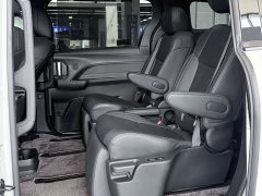 Toyota Sienna 2021 2.5L Hybrid Platinum Edition - ფოტო 8