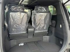 Lexus LM 350h Four-Seat Version - ფოტო 16