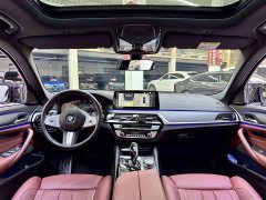 BMW 5 Series 530Li Luxury M Sport Package - ფოტო 12