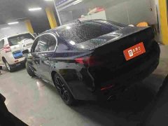 BMW 5 Series 530Li Luxury M Sport Package - ფოტო 9