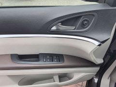 Buick GL8 Land Executive Cabin 652T Smart Luxury - ფოტო 15
