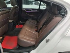 BMW 5 Series 525Li M Sport Package - ფოტო 16