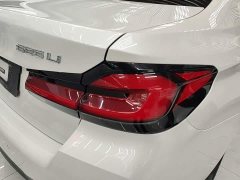 BMW 5 Series 525Li M Sport Package - ფოტო 7