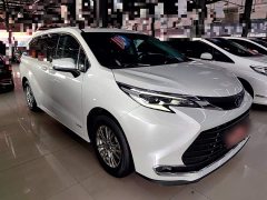 Toyota Sienna 2021 2.5L Hybrid Comfort Edition - ფოტო 3