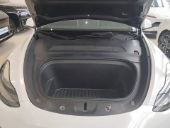 Tesla Model Y Rear-Wheel Drive - ფოტო 19