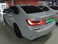 BMW 3 Series 2022 325i M Sport Package - ფოტო 4