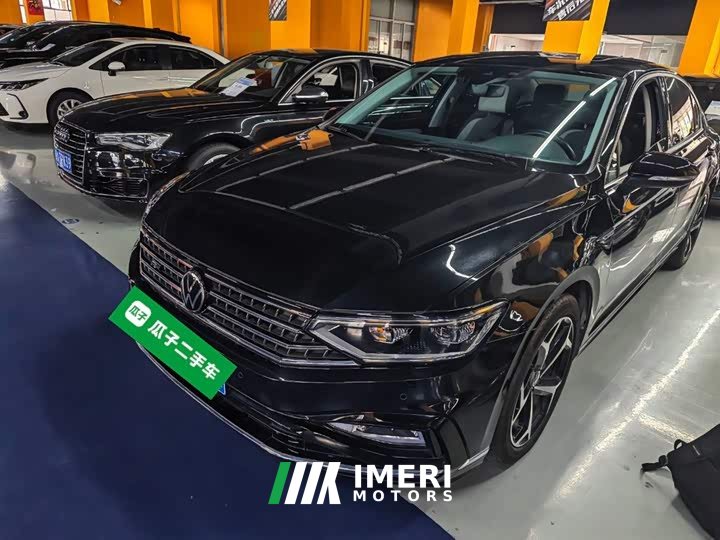 Volkswagen Magotan 2 Million Units Commemorative Edition 330TSI DSG Luxury