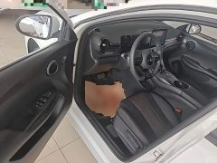 BYD e2 Honor Edition Comfort Edition - ფოტო 15