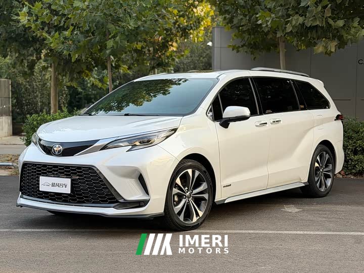 Toyota Grevias 2.5L Hybrid Flagship VIP Edition - ავტომობილი ჩინეთიდან
