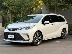 Toyota Grevias 2.5L Hybrid Flagship VIP Edition - ფოტო 1