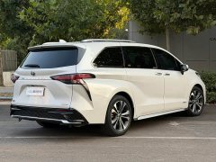 Toyota Grevias 2.5L Hybrid Flagship VIP Edition - ფოტო 3