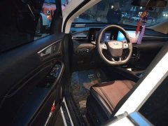 Ford Edge PLUS EcoBoost 245 FWD Premium 7-Seater - ფოტო 12