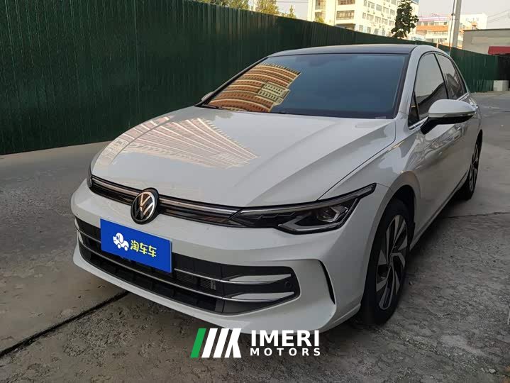 Volkswagen Golf Facelift 300TSI Pro - ავტომობილი ჩინეთიდან