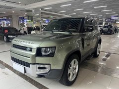 Land Rover Defender 90 3.0T P400 HSE - ფოტო 1