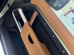 Land Rover Defender 90 3.0T P400 HSE - ფოტო 9