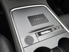 Tesla Model Y Rear-Wheel Drive - ფოტო 8