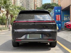 Li Auto L6 Max - ფოტო 14
