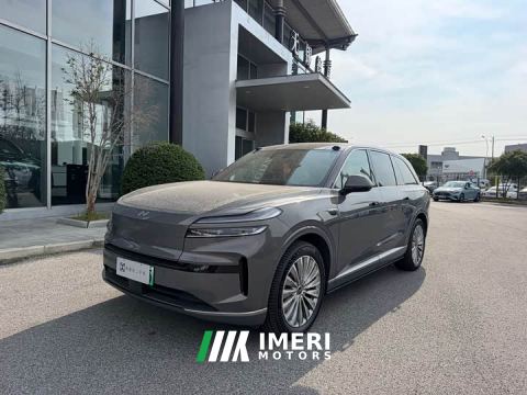 2025 Onvo L90 Max Six-Seater