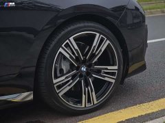 BMW 7 Series Facelift 740Li Luxury Edition Premium Package - ფოტო 16