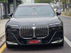 BMW 7 Series Facelift 740Li Luxury Edition Premium Package - ფოტო 2