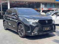 Toyota Crown Venza 2021 2.5L HEV AWD Premium - ფოტო 3