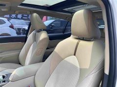 Toyota Camry 2021 Hybrid Luxury - ფოტო 9