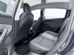 Tesla Model Y Rear-Wheel Drive - ფოტო 8
