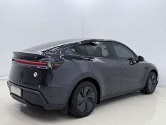 Tesla Model Y Rear-Wheel Drive - ფოტო 10