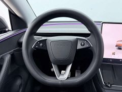 Tesla Model Y Rear-Wheel Drive - ფოტო 5